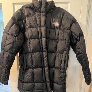 Good Condition Black women’s Large North Face 600